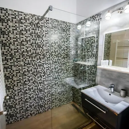 Lovely Quiet Apartment Beachfront With Sea View Next To Papaya Apartament