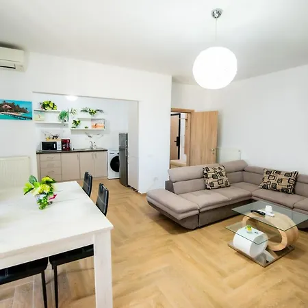Lovely Quiet Apartment Beachfront With Sea View Next To Papaya *