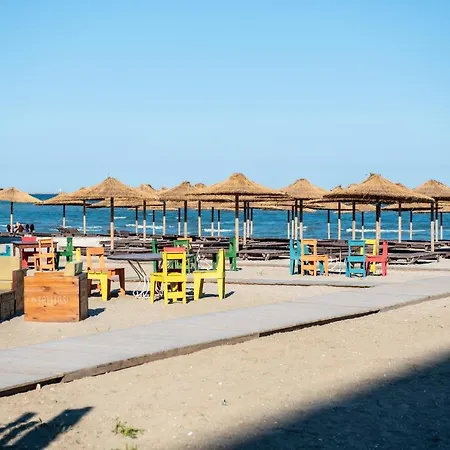 Lovely Quiet Apartment Beachfront With Sea View Next To Papaya